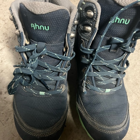 Girls hiking boots - Picture 1 of 4